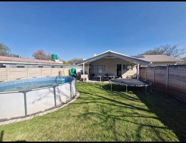 4 BEDROOM HOUSE FOR SALE IN BERGSIG